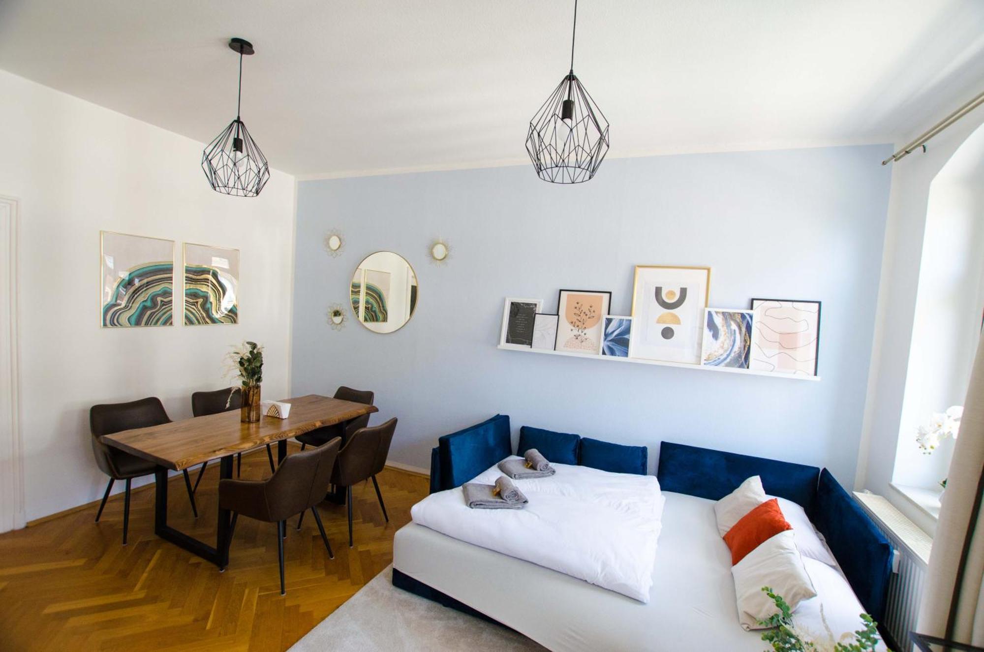 Casarina - Stilvoller Altbau In Zentraler Lage Apartment Dresden Ngoại thất bức ảnh